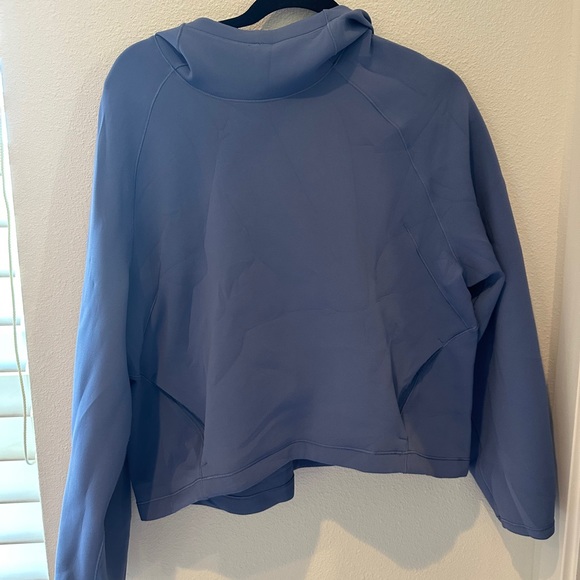 Lululemon AirWrap Pullover Hoodie - Picture 3 of 4